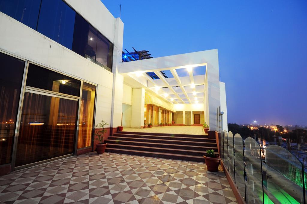 Clarion Bella Casa At Airport Hotel Jaipur Buitenkant foto